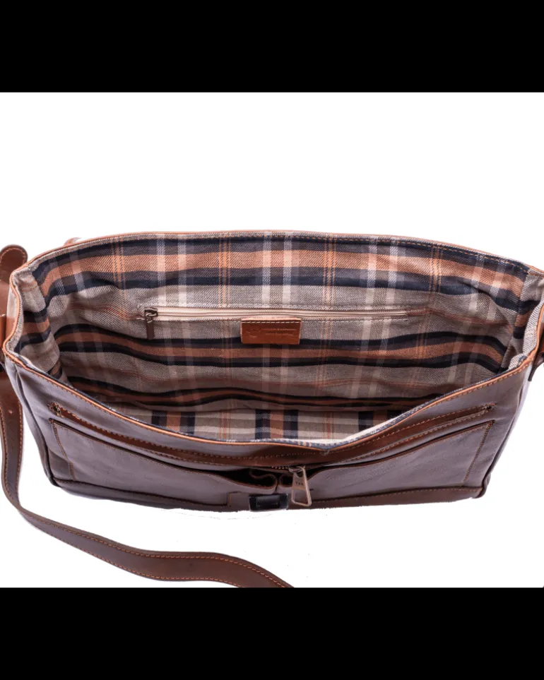 Cartella con patta in vacchetta vegetale porta pc art 224576